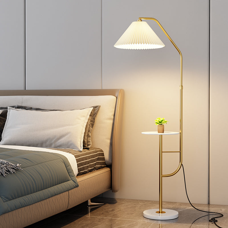 Nordic Floor Ins USB Wireless Charging Light Luxury Desk Lamp